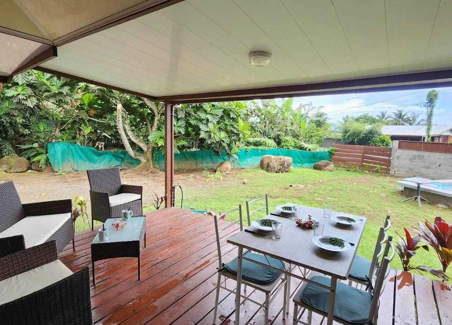 Hébergement de vacances Te Ika Nui Lodge Faaone