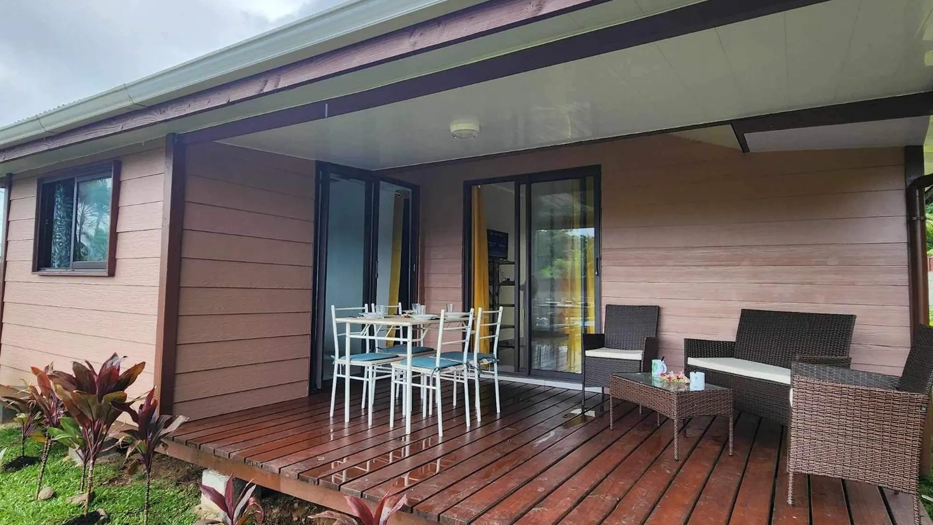 Te Ika Nui Lodge Faaone